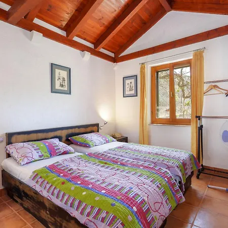 House Irena 펜션 *