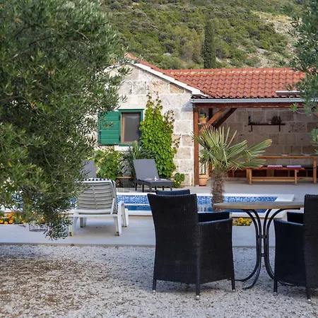 Vikendica House Irena *