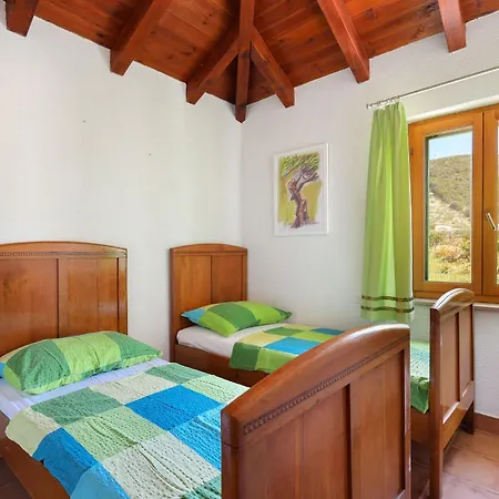 House Irena * Postira