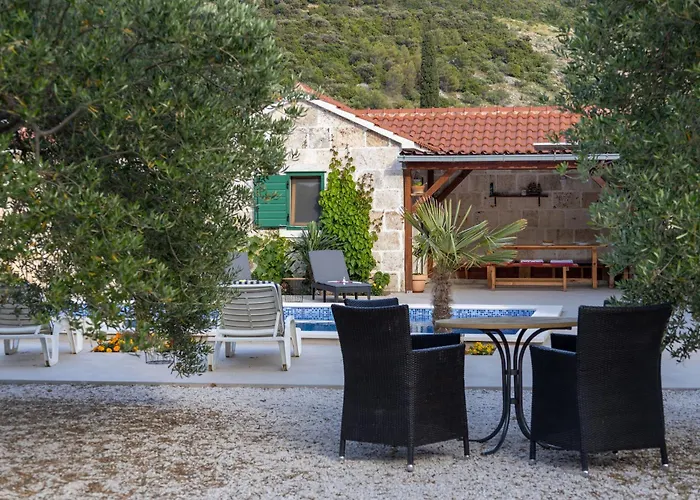 Nyaraló House Irena *