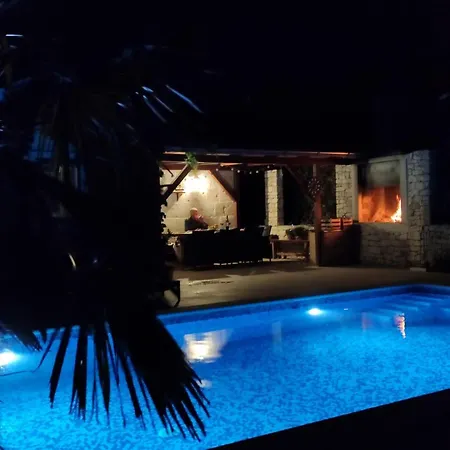 House Irena Postira